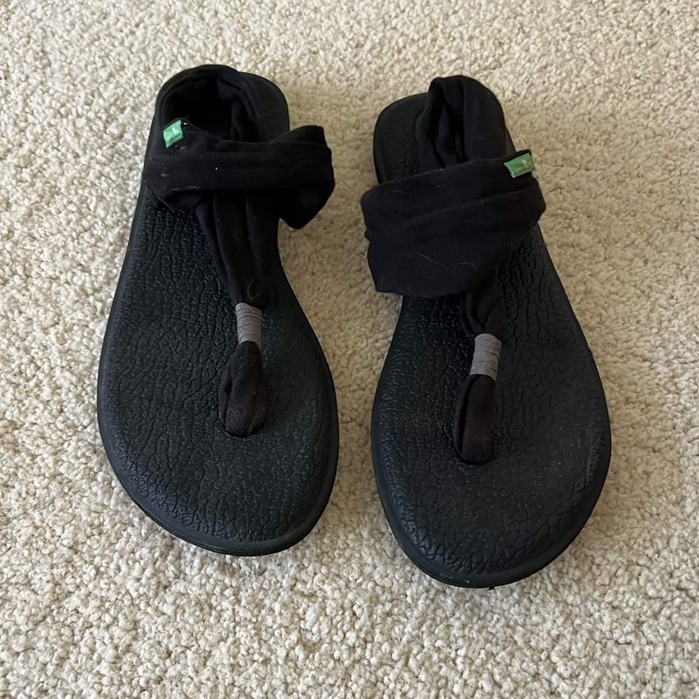 Sanuk sandals cotton upper